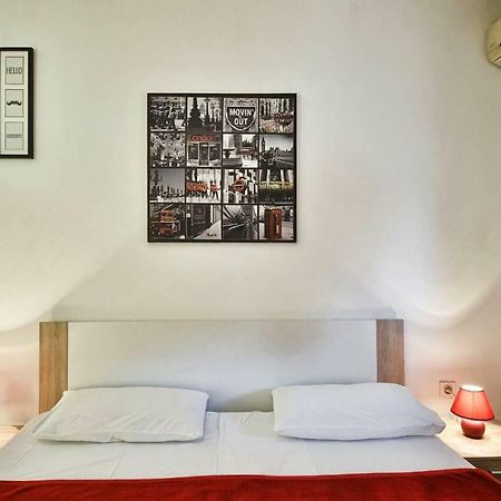 PUY The Big Smile Apartments מראה חיצוני תמונה
