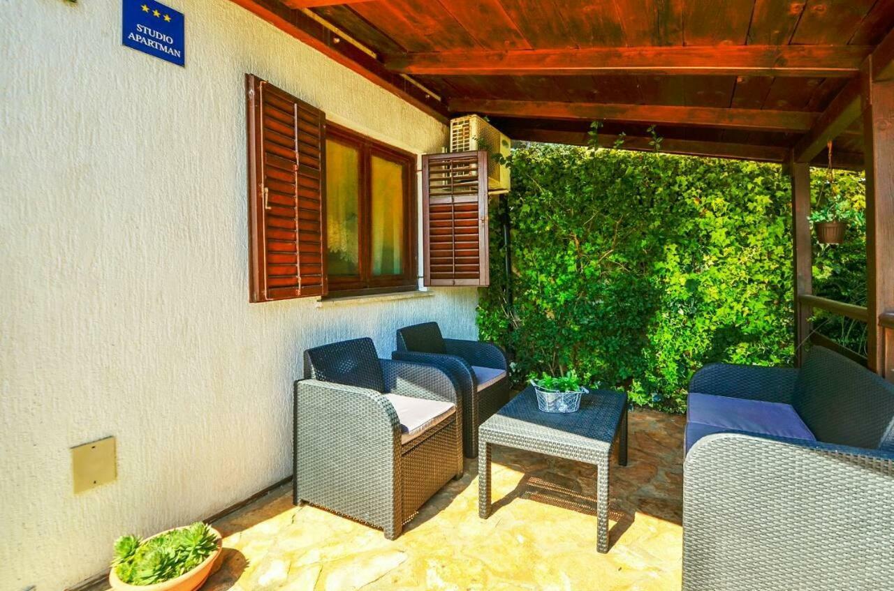 PUY The Big Smile Apartments מראה חיצוני תמונה
