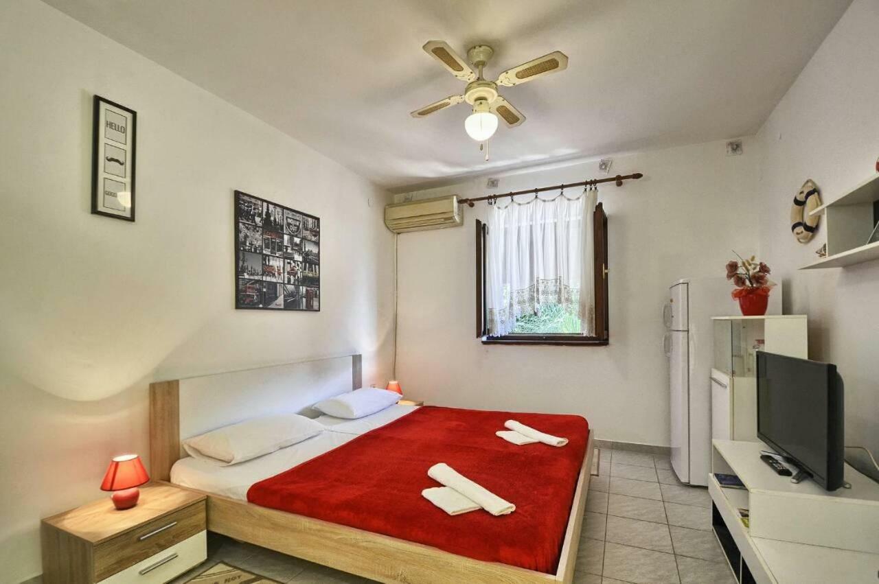 PUY The Big Smile Apartments מראה חיצוני תמונה